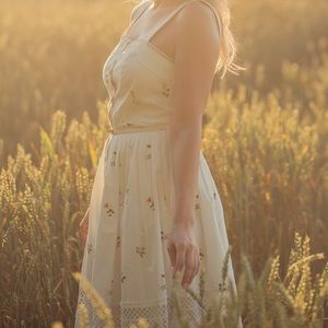 Antonio Melani flawless lace dress!